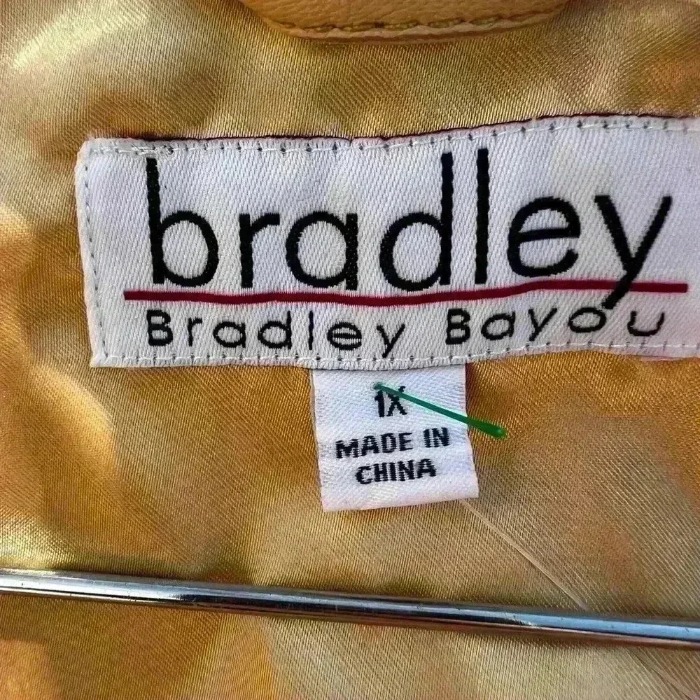 Bradley Bayou nwt new